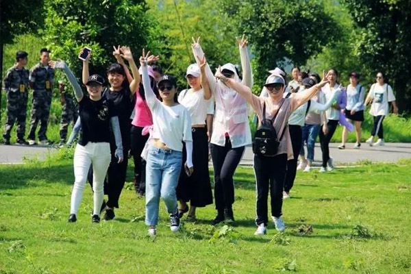 如何选择常州拓展公司